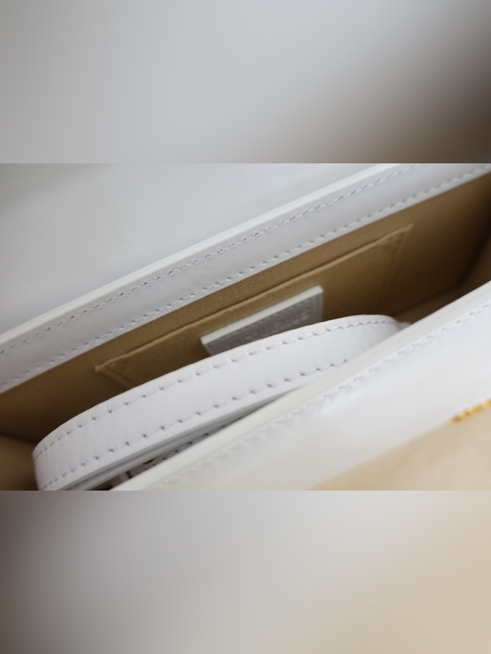Jacquemus Le Chiquito Long White Leather Bag - Picture 7 of 8